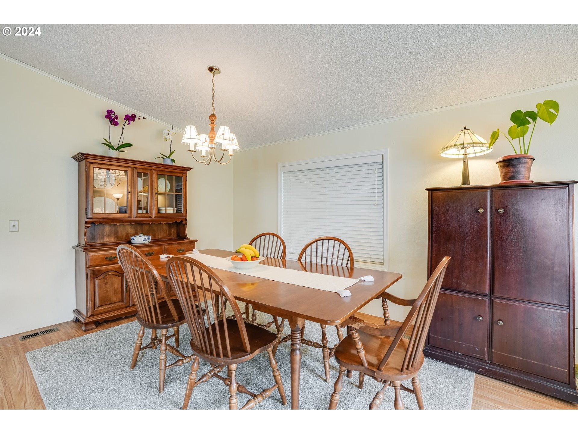 1056 CHARLOTTE CT