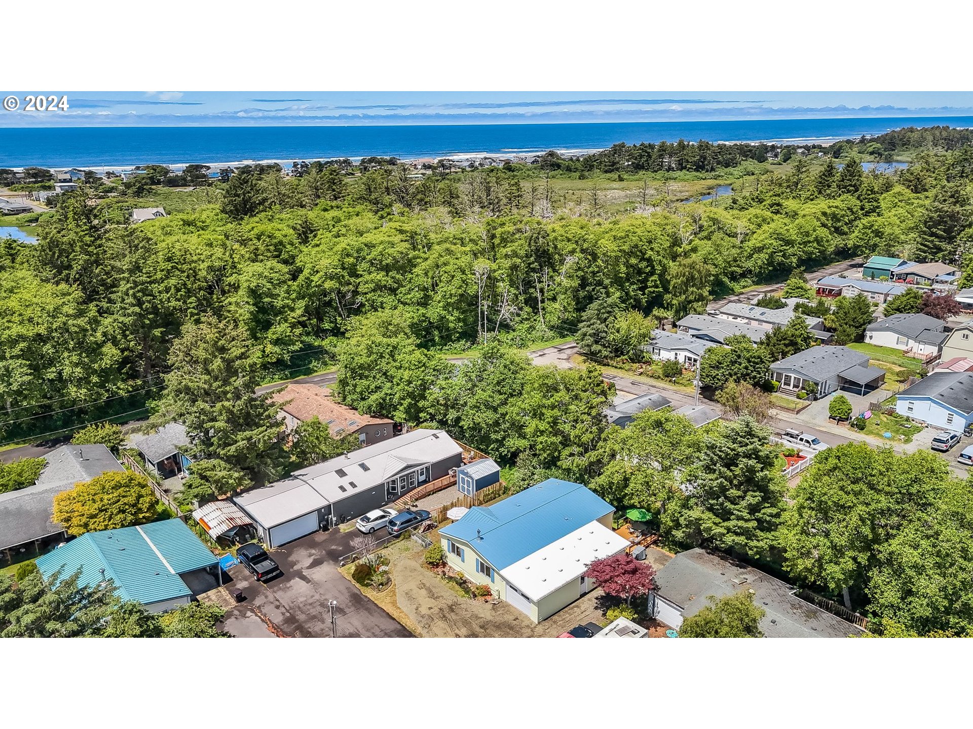 1056 CHARLOTTE CT