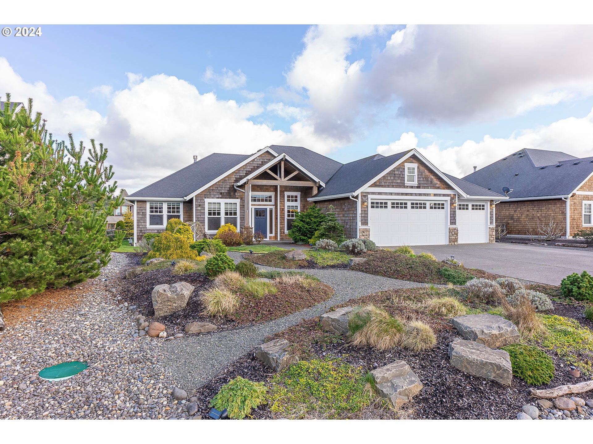 4649 SHERIDAN DR