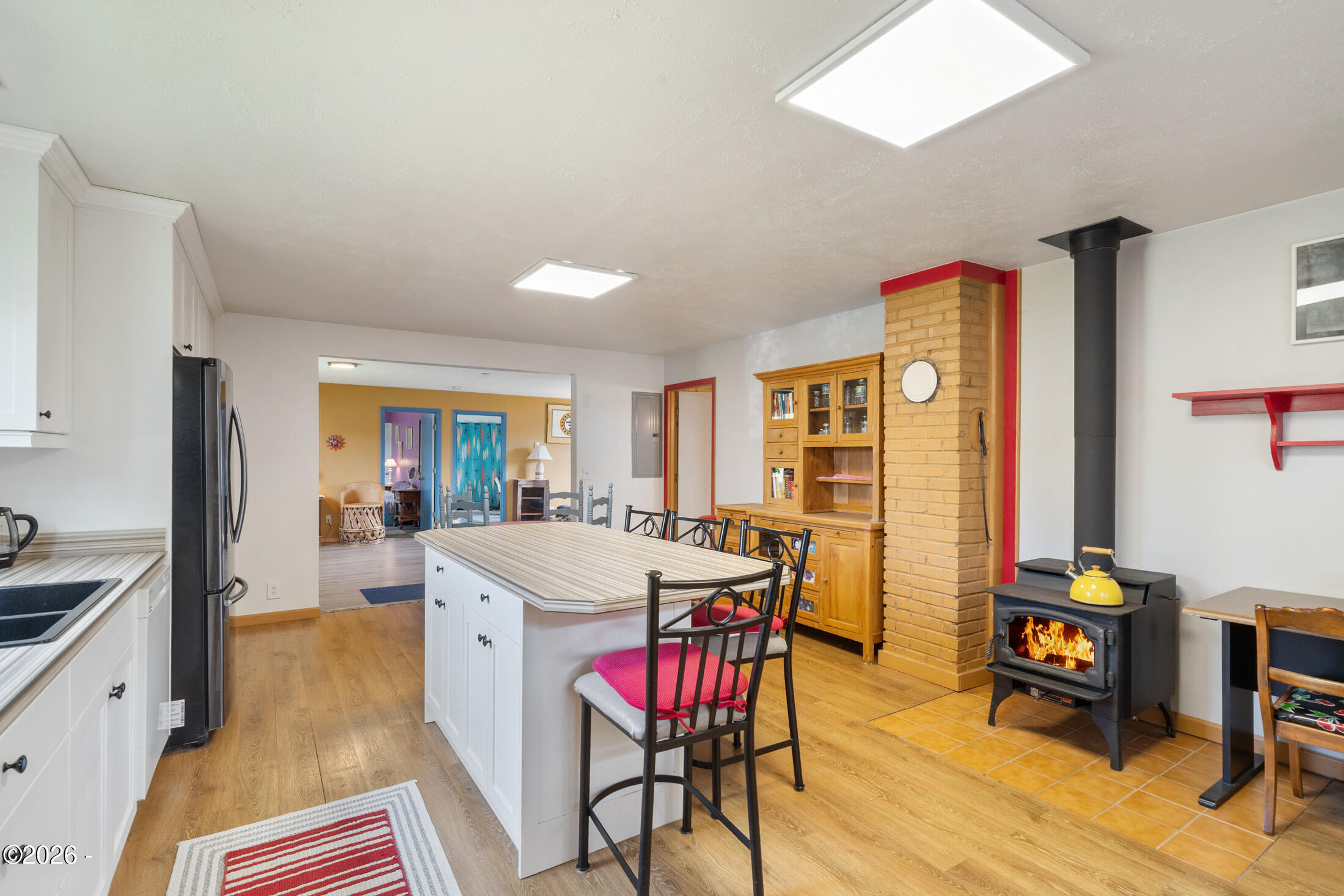 160 NE 20th Avenue