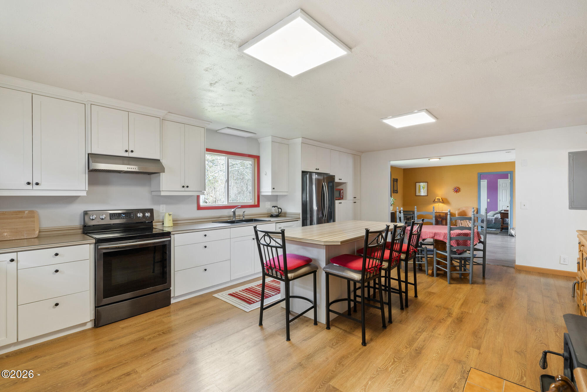 160 NE 20th Avenue
