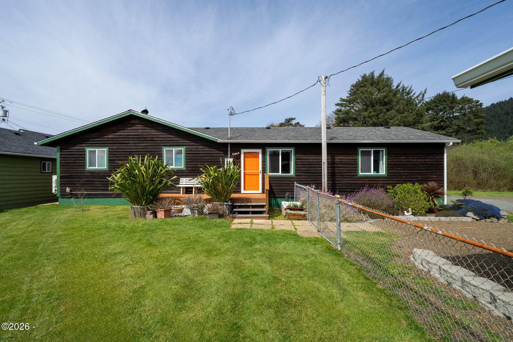 160 NE 20th Avenue