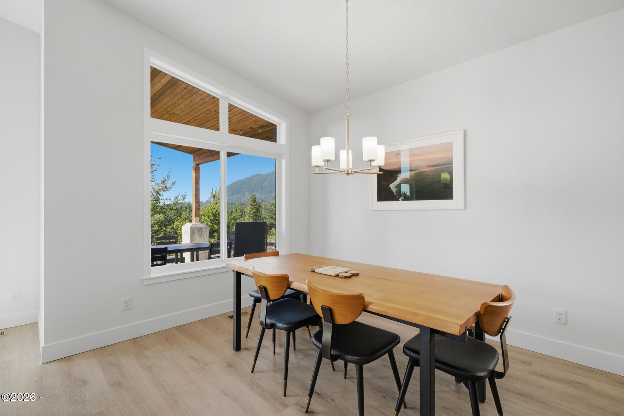 557 Sea View Drive