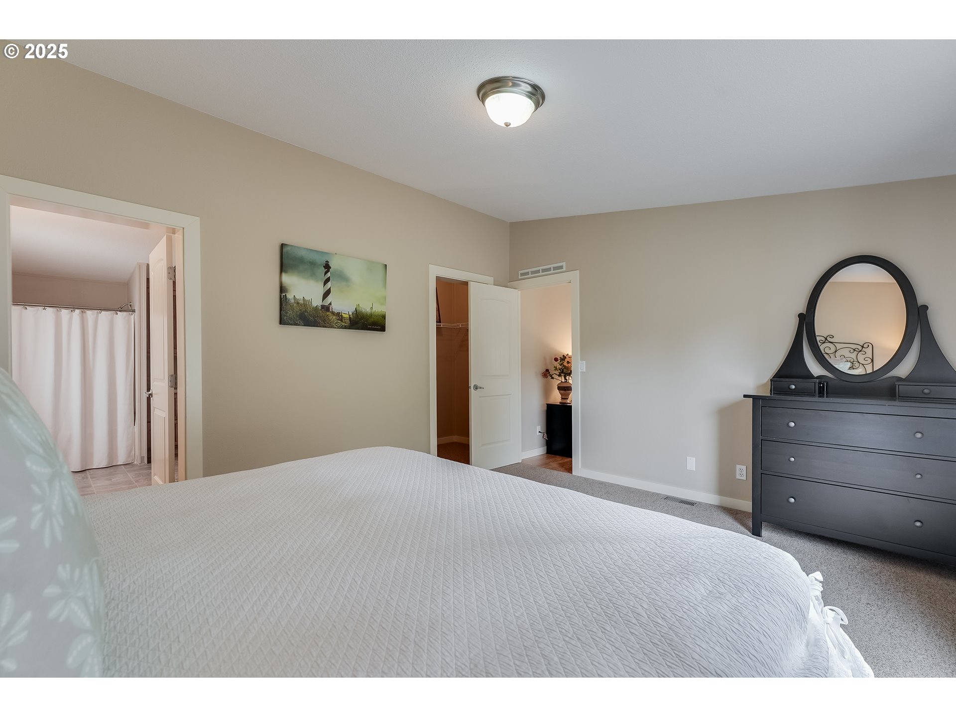 1309 NEHALEM AVE