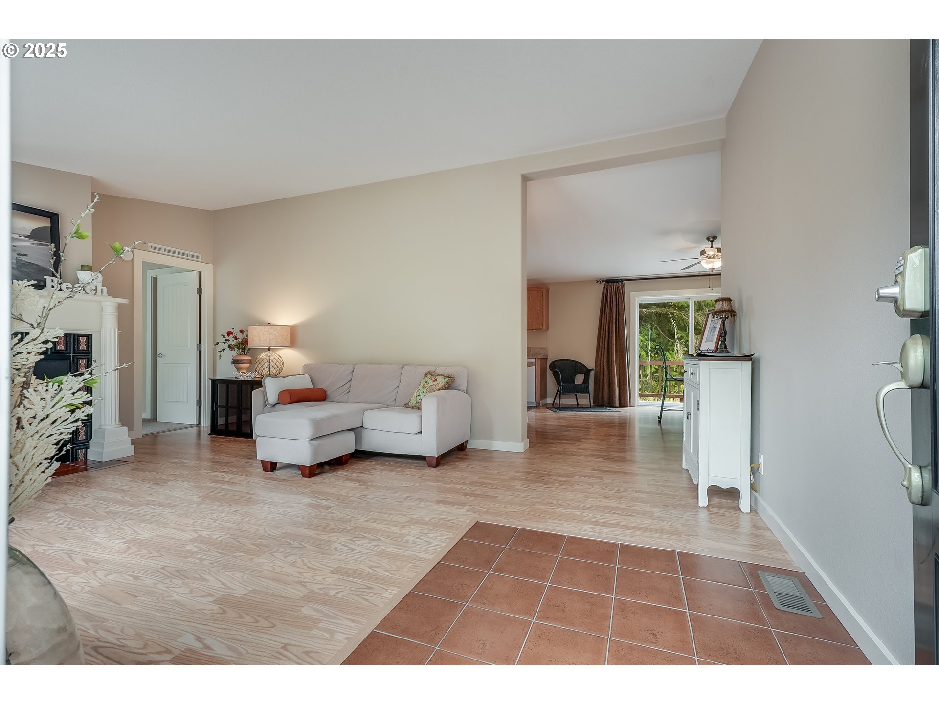 1309 NEHALEM AVE
