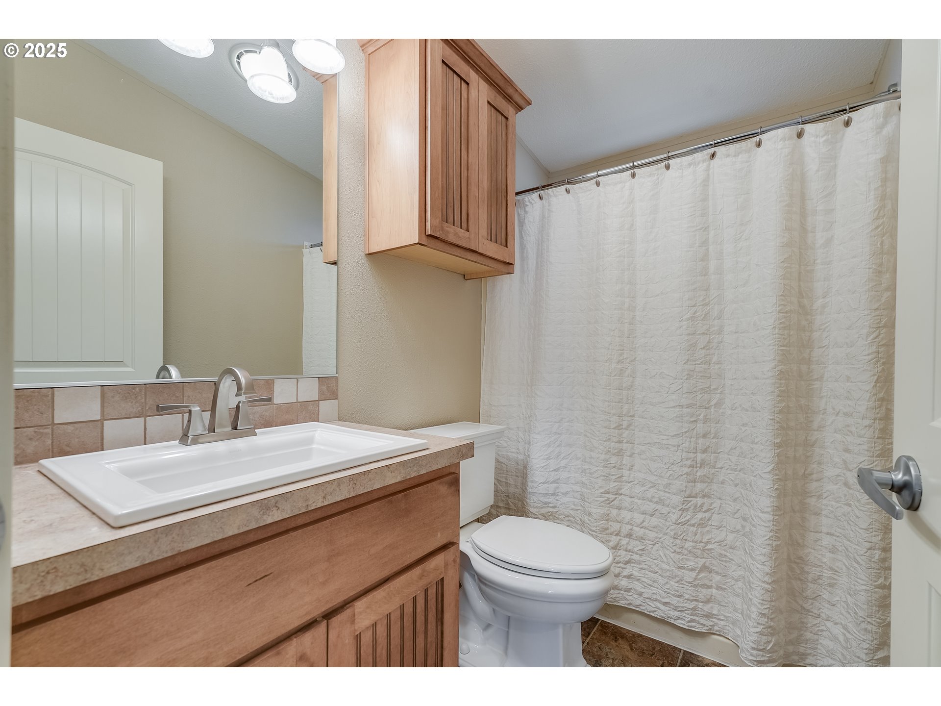 1309 NEHALEM AVE