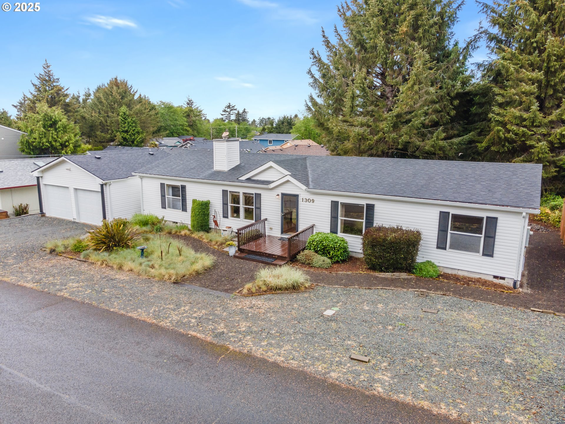 1309 NEHALEM AVE