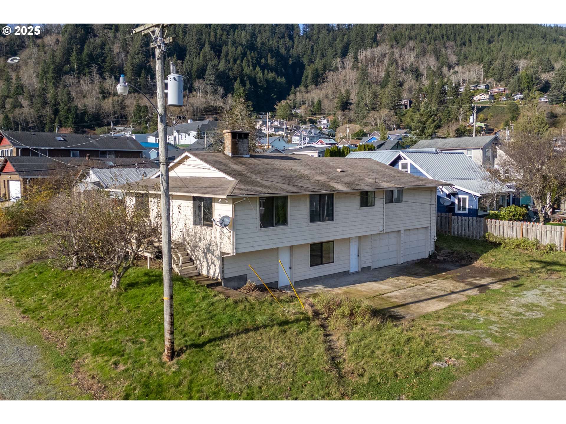 402 BIRCH AVE