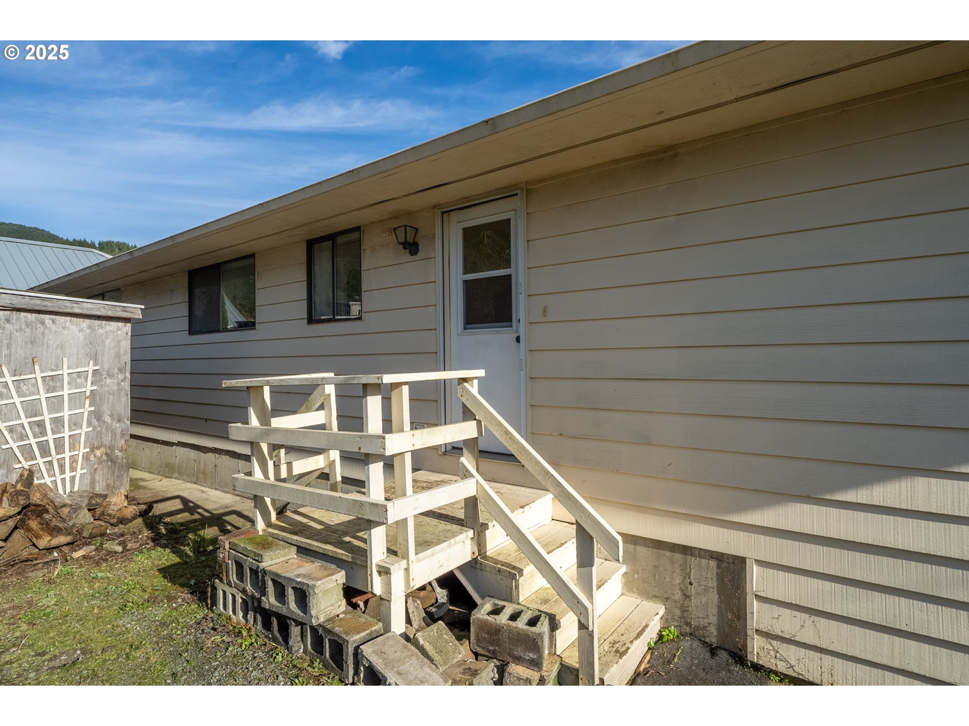 402 BIRCH AVE