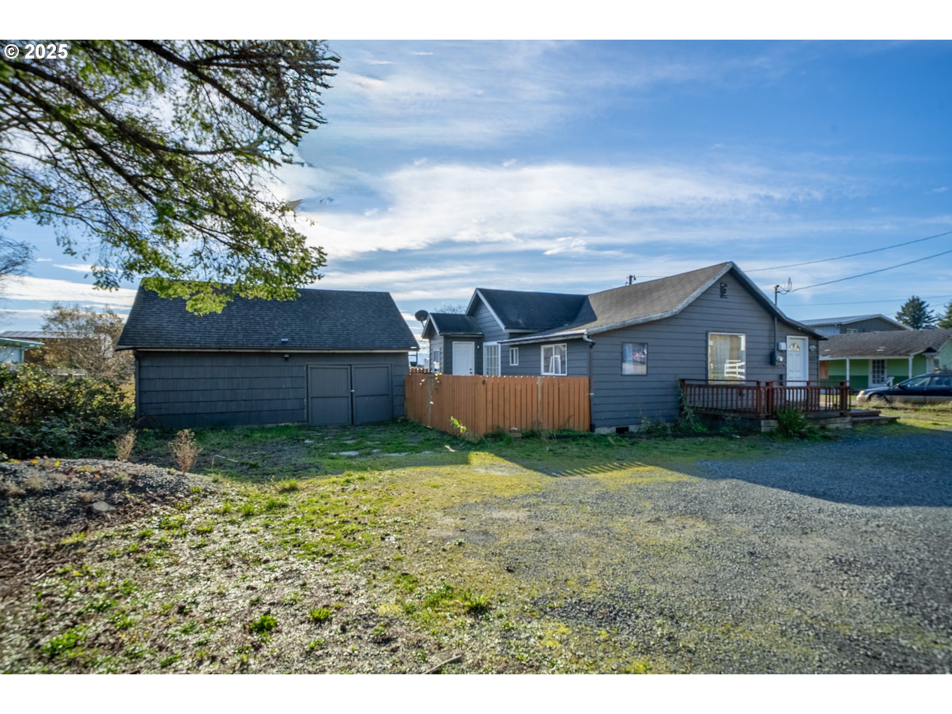 807 GARIBALDI AVE