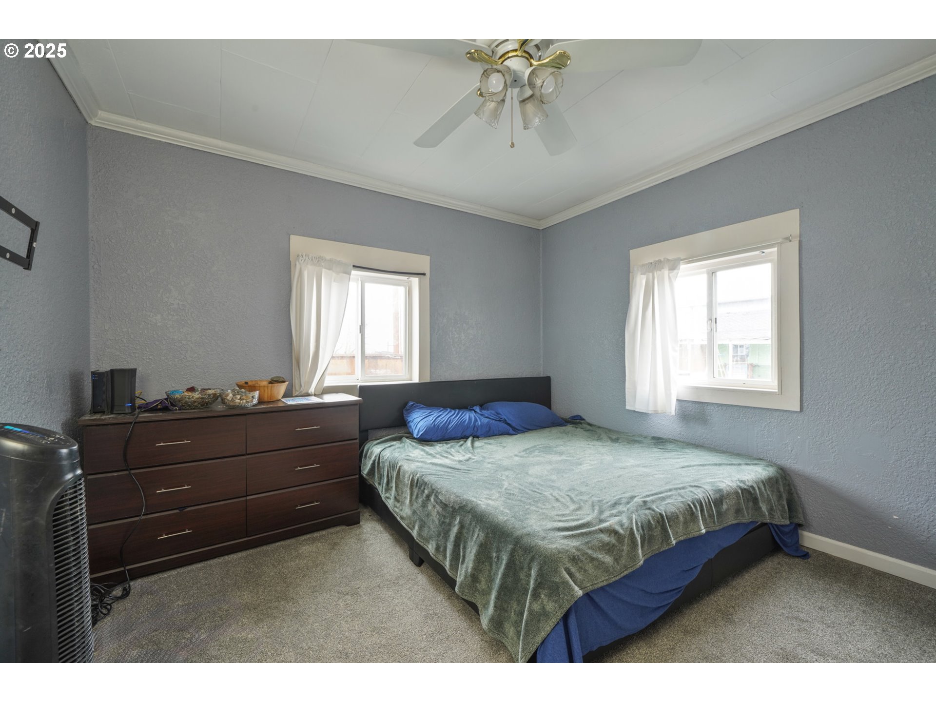 807 GARIBALDI AVE