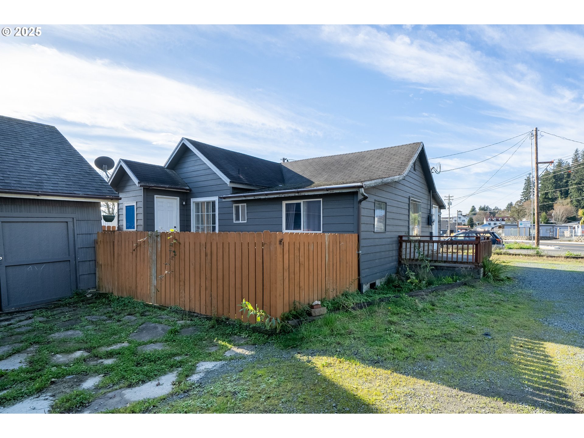 807 GARIBALDI AVE
