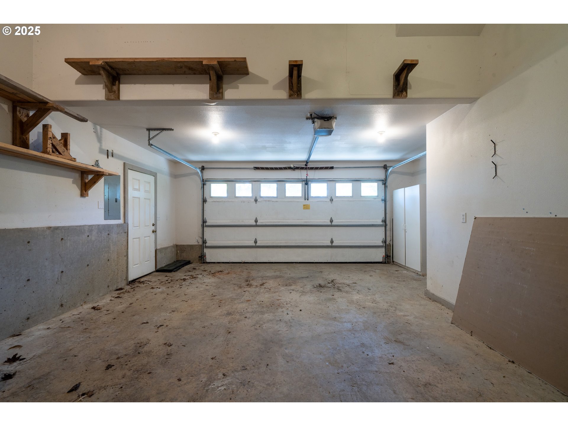 5130 GRAND AVE