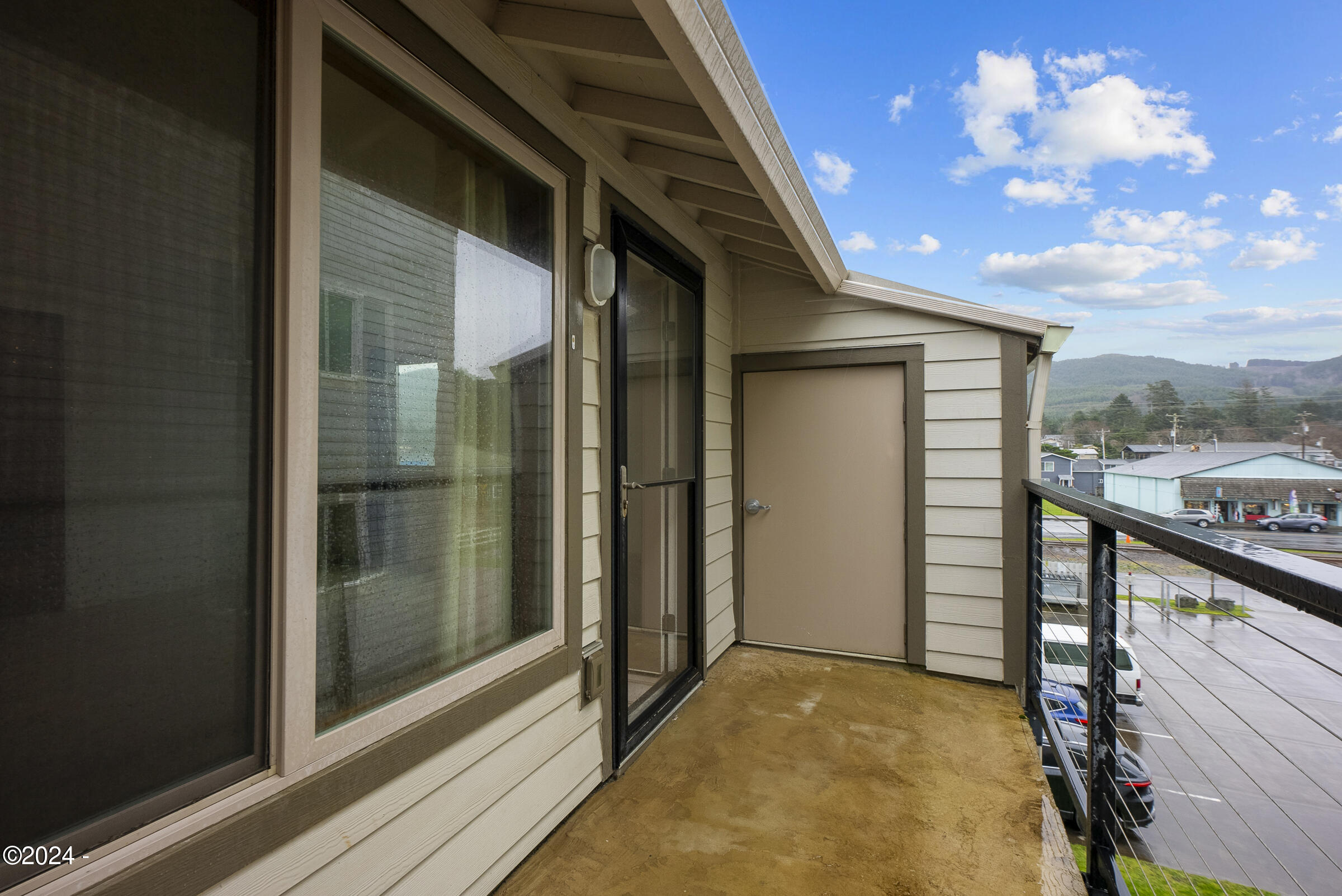 145 N Miller Street, 211