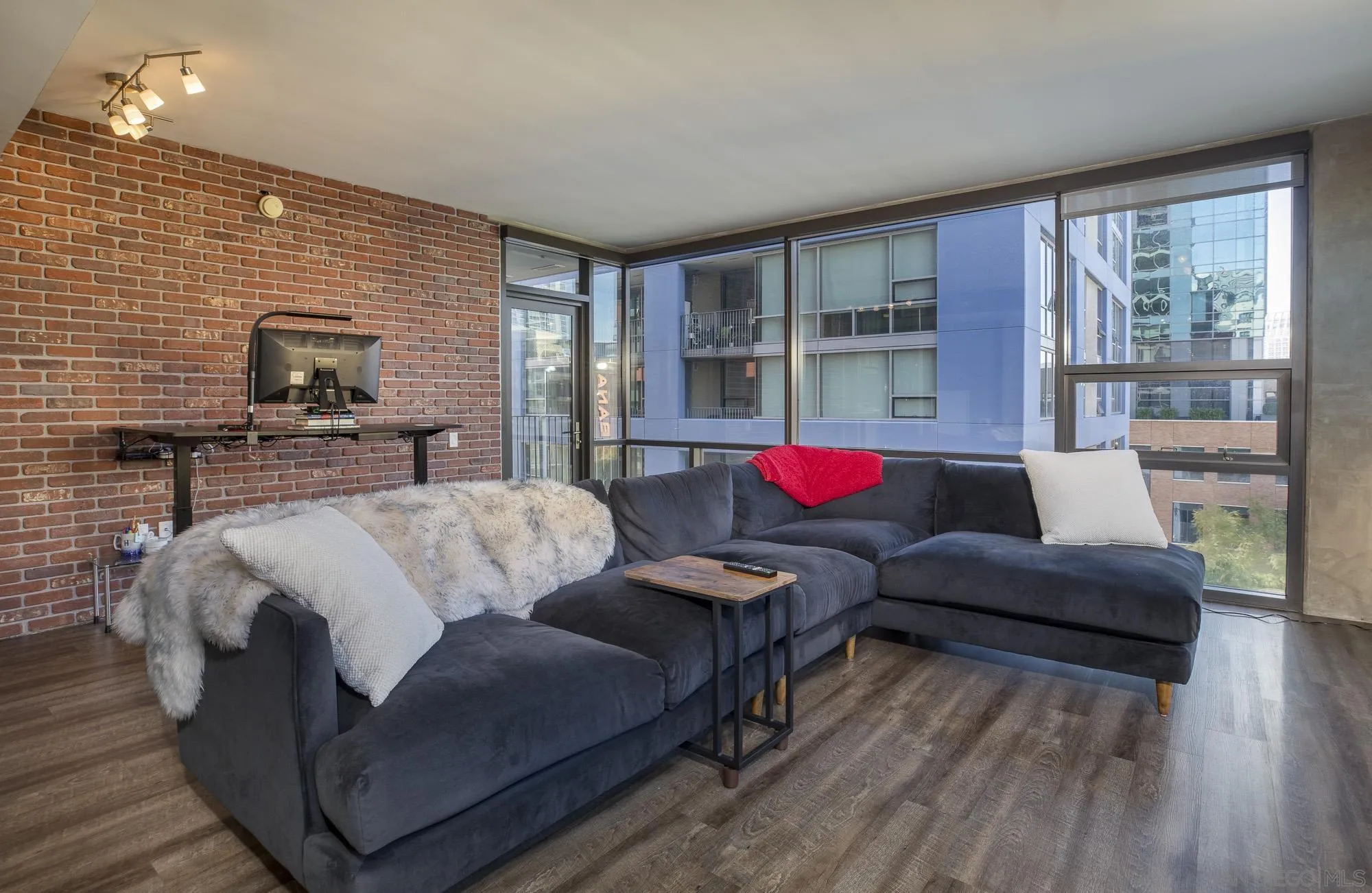 350 11th Ave Unit 630