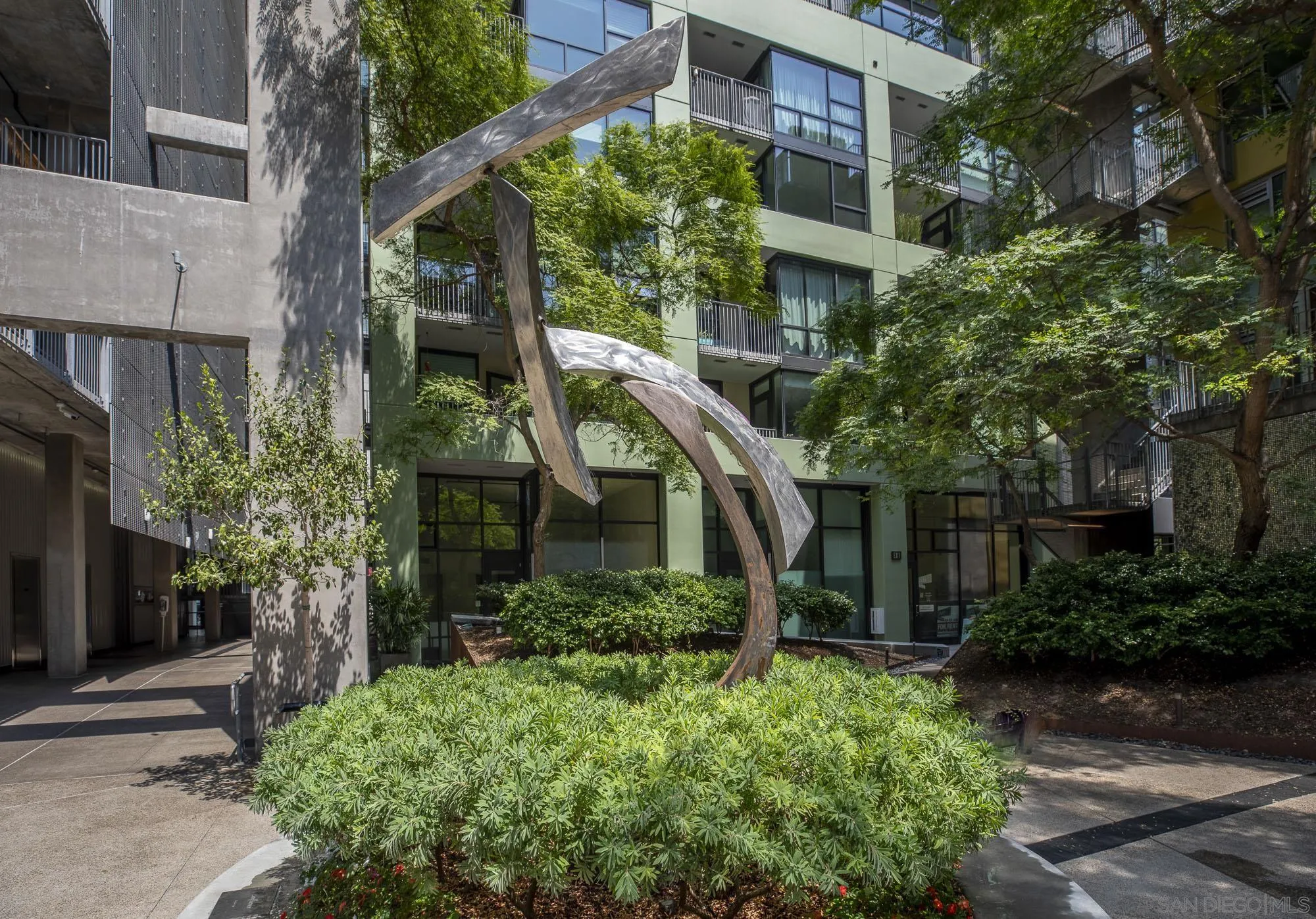 350 11th Ave Unit 630