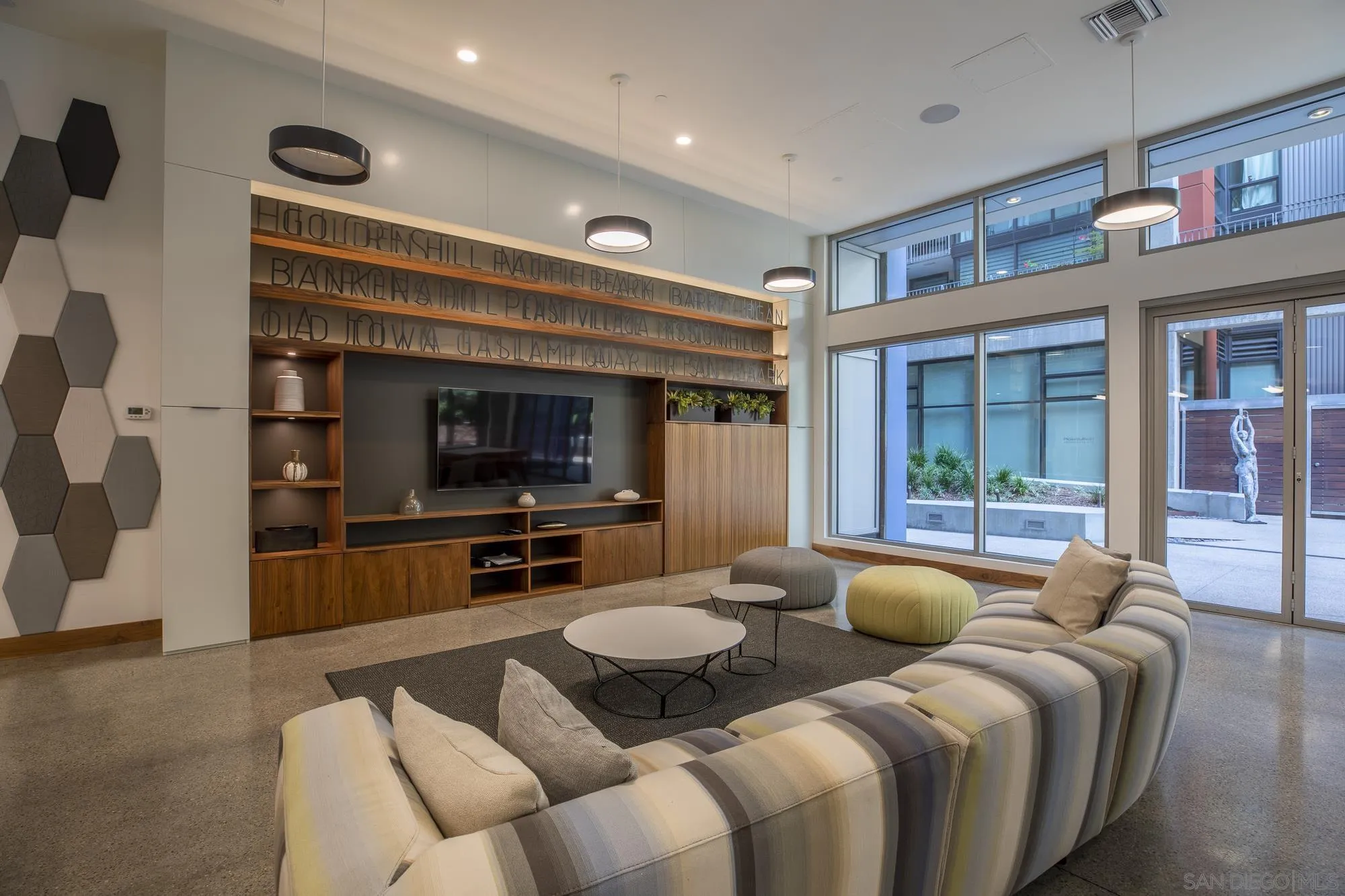 350 11th Ave Unit 630
