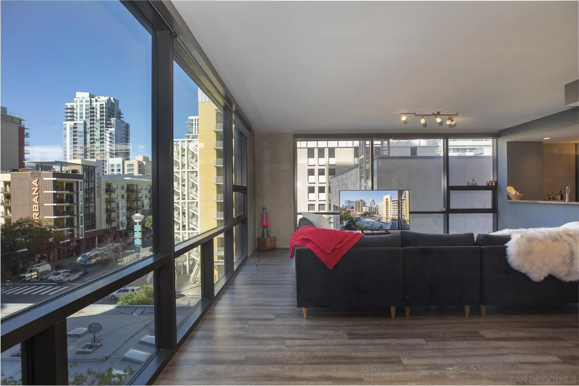 350 11th Ave Unit 630