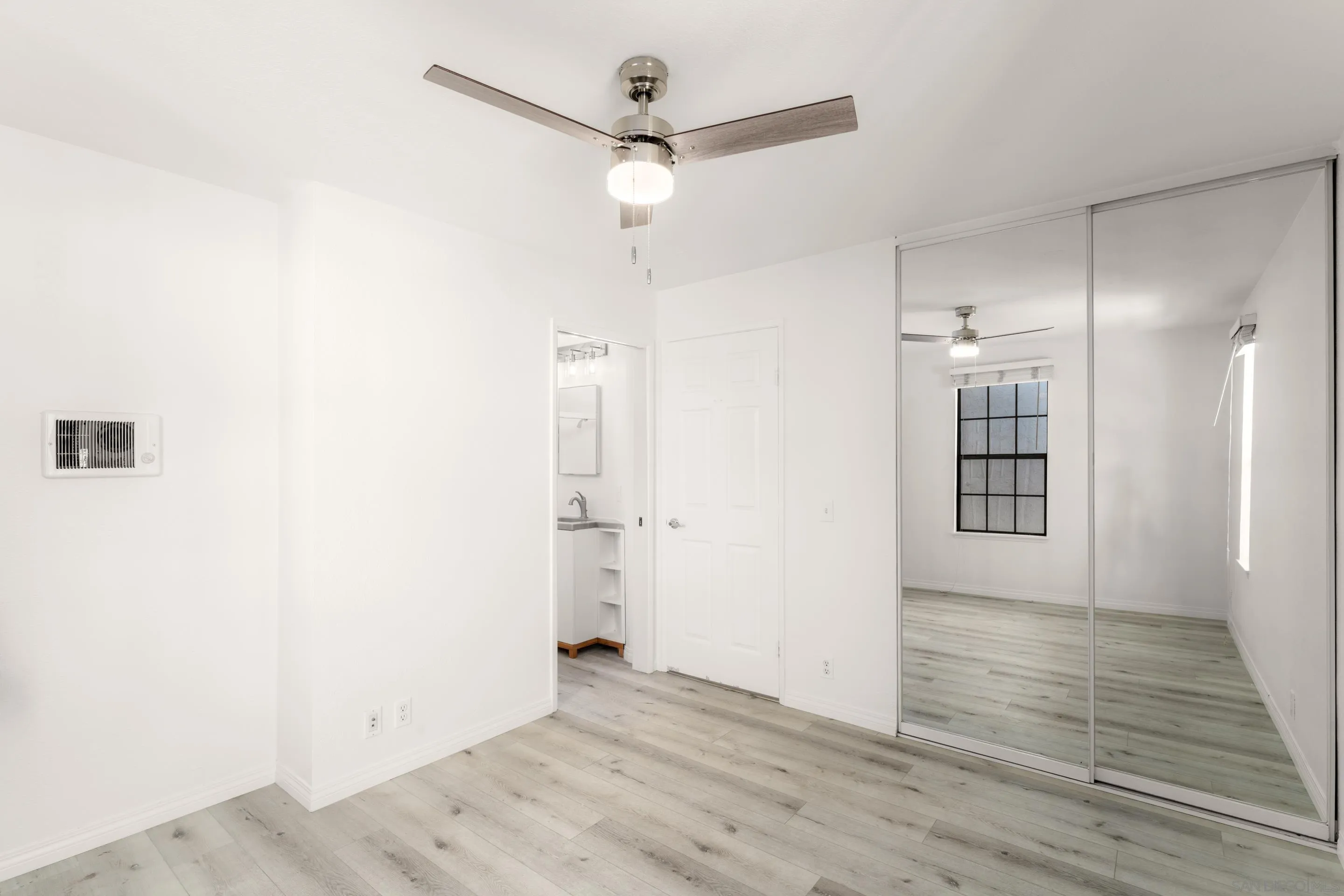 2235 Linwood Street Unit A6