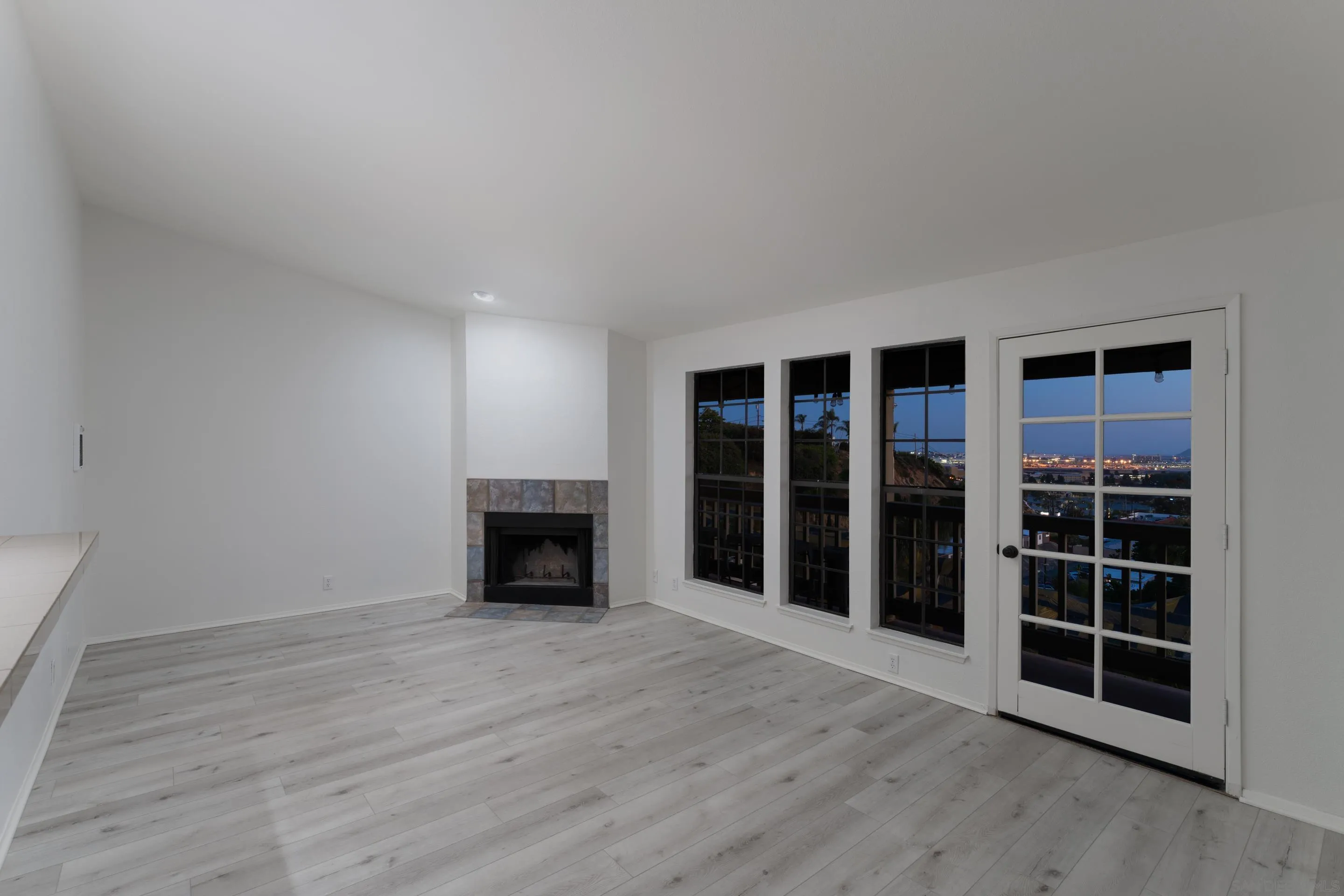 2235 Linwood Street Unit A6