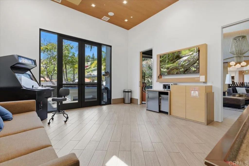 2510 Aperture Circle