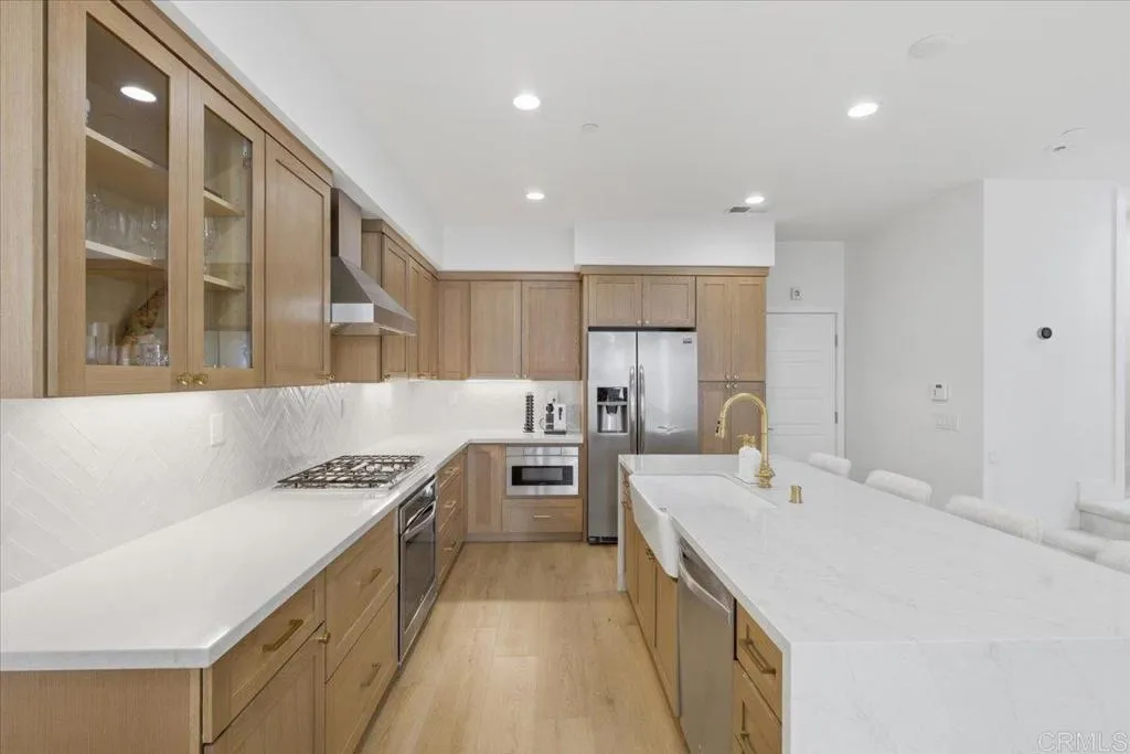 2510 Aperture Circle