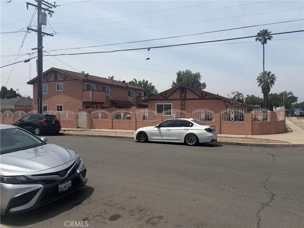 308 N Millard 6
