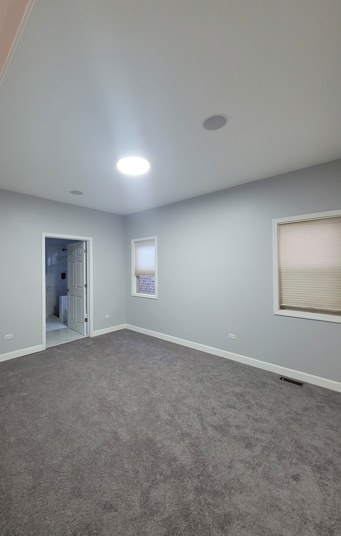 826 E 89TH Street
