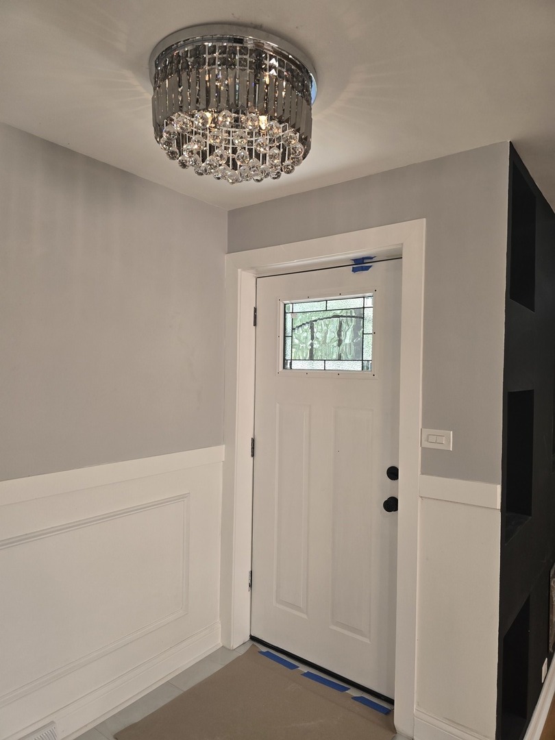 9727 S michigan Avenue S