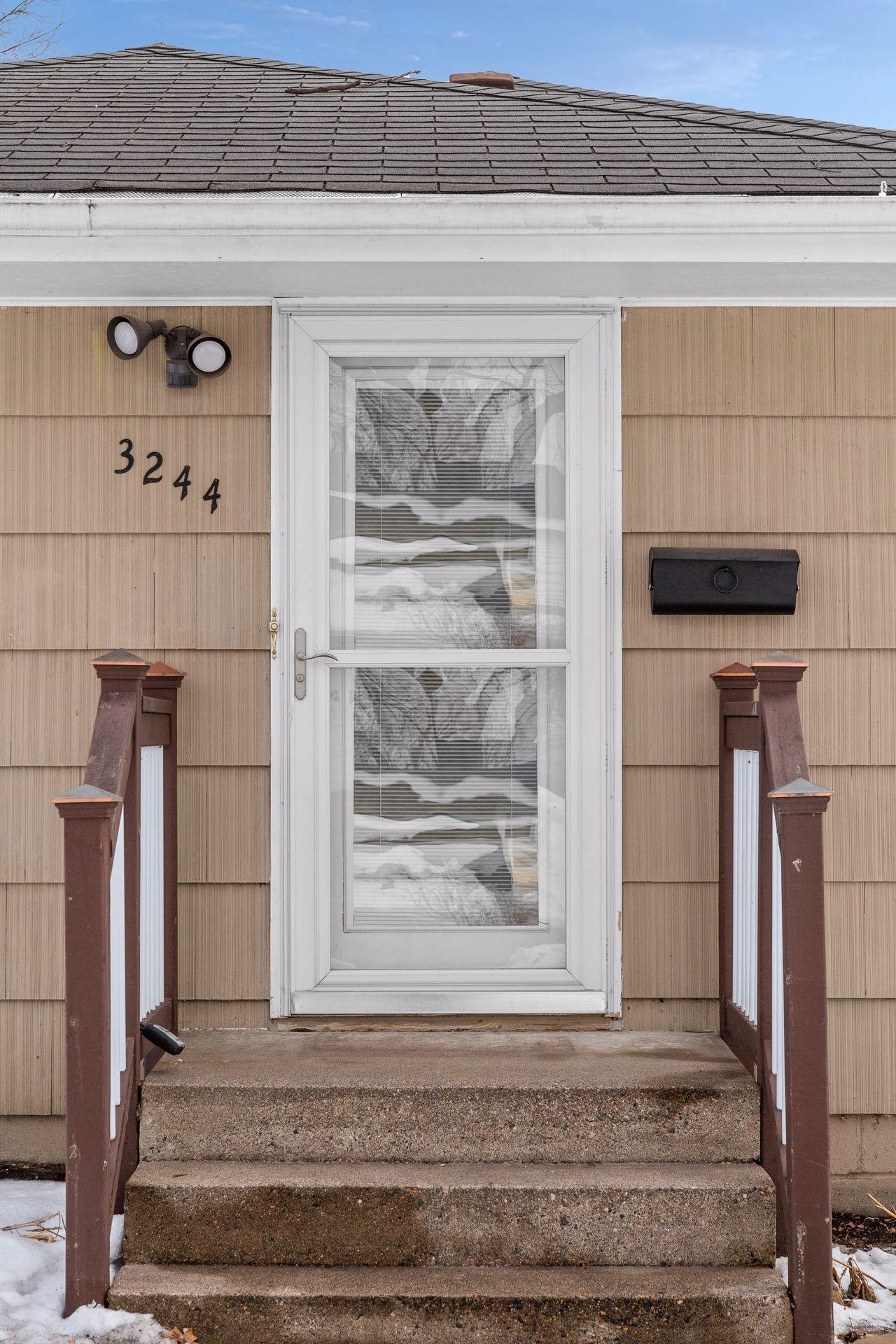 3244 Indiana Avenue N