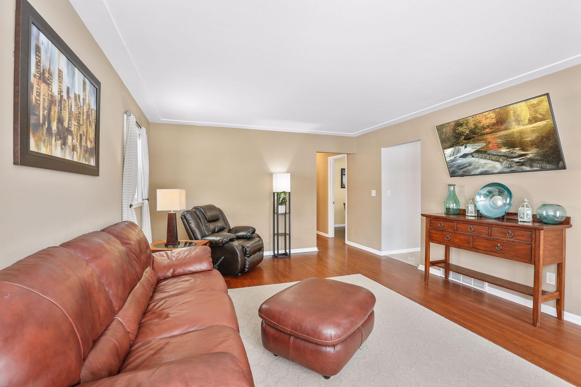 3244 Indiana Avenue N