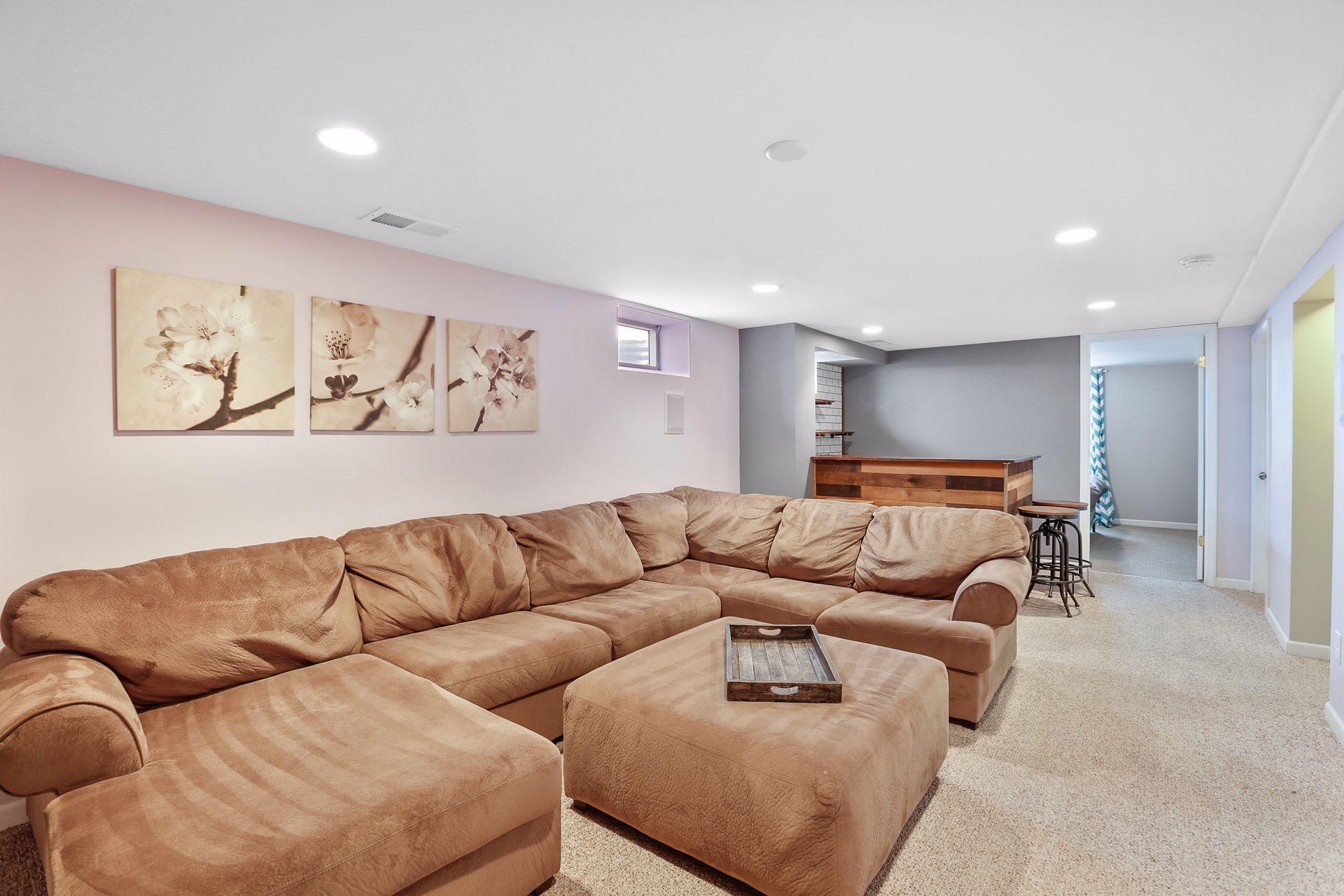 3244 Indiana Avenue N