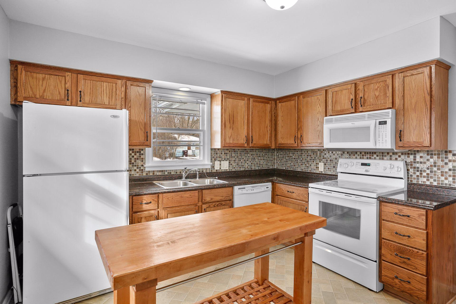 3244 Indiana Avenue N