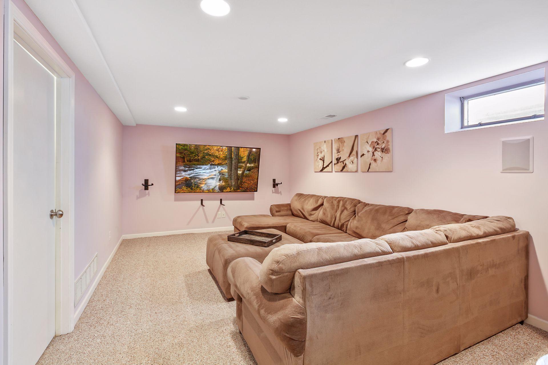 3244 Indiana Avenue N