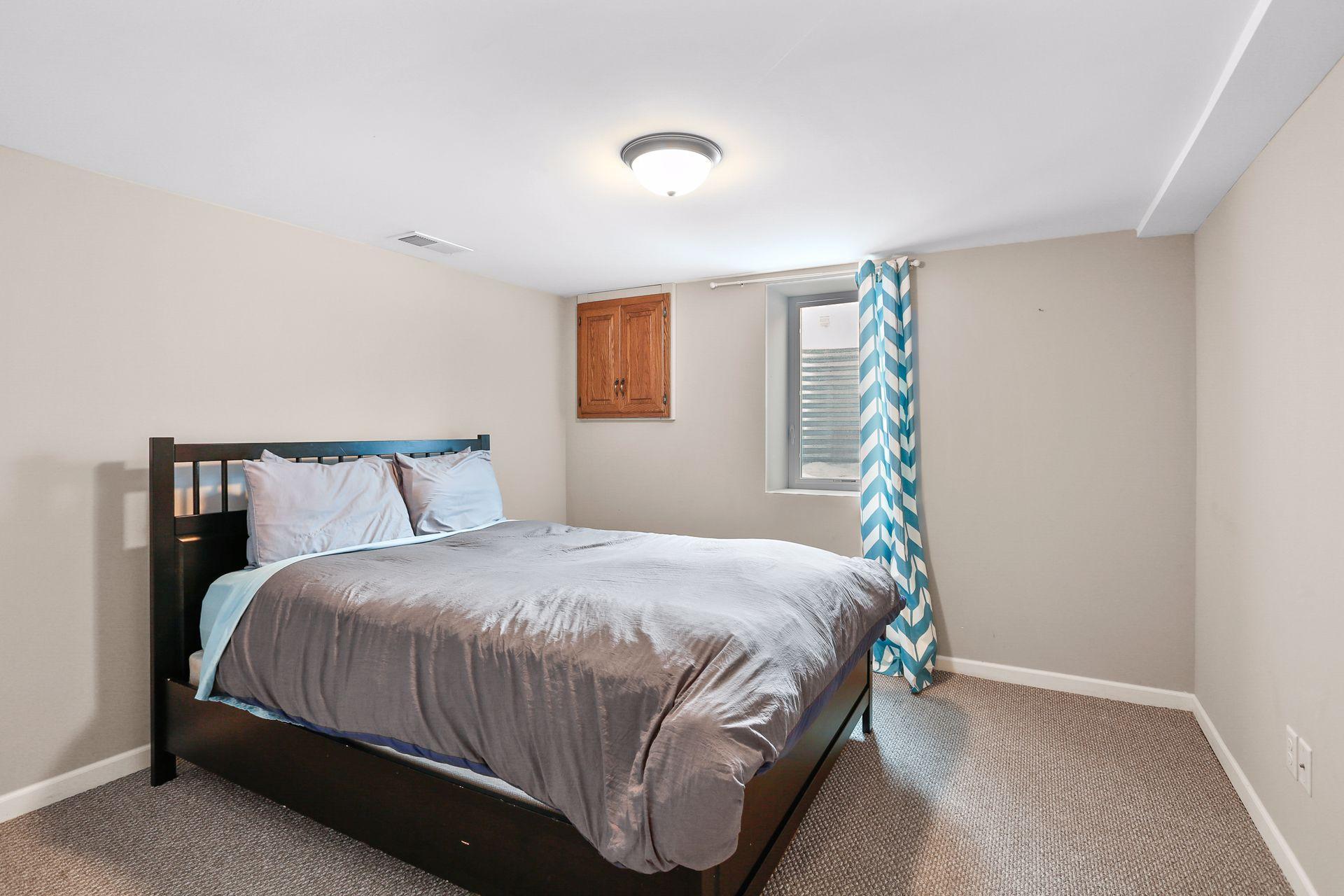 3244 Indiana Avenue N