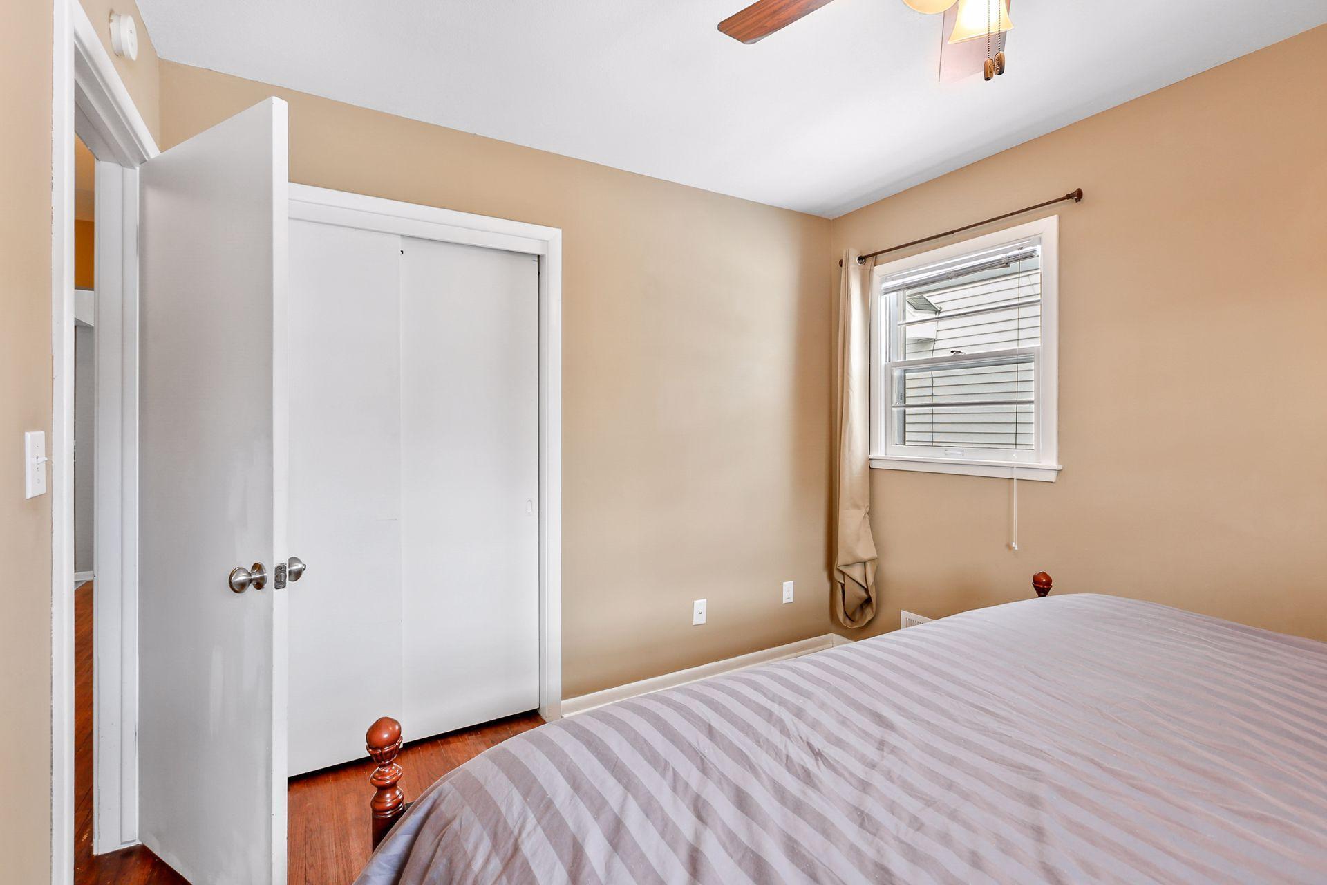 3244 Indiana Avenue N