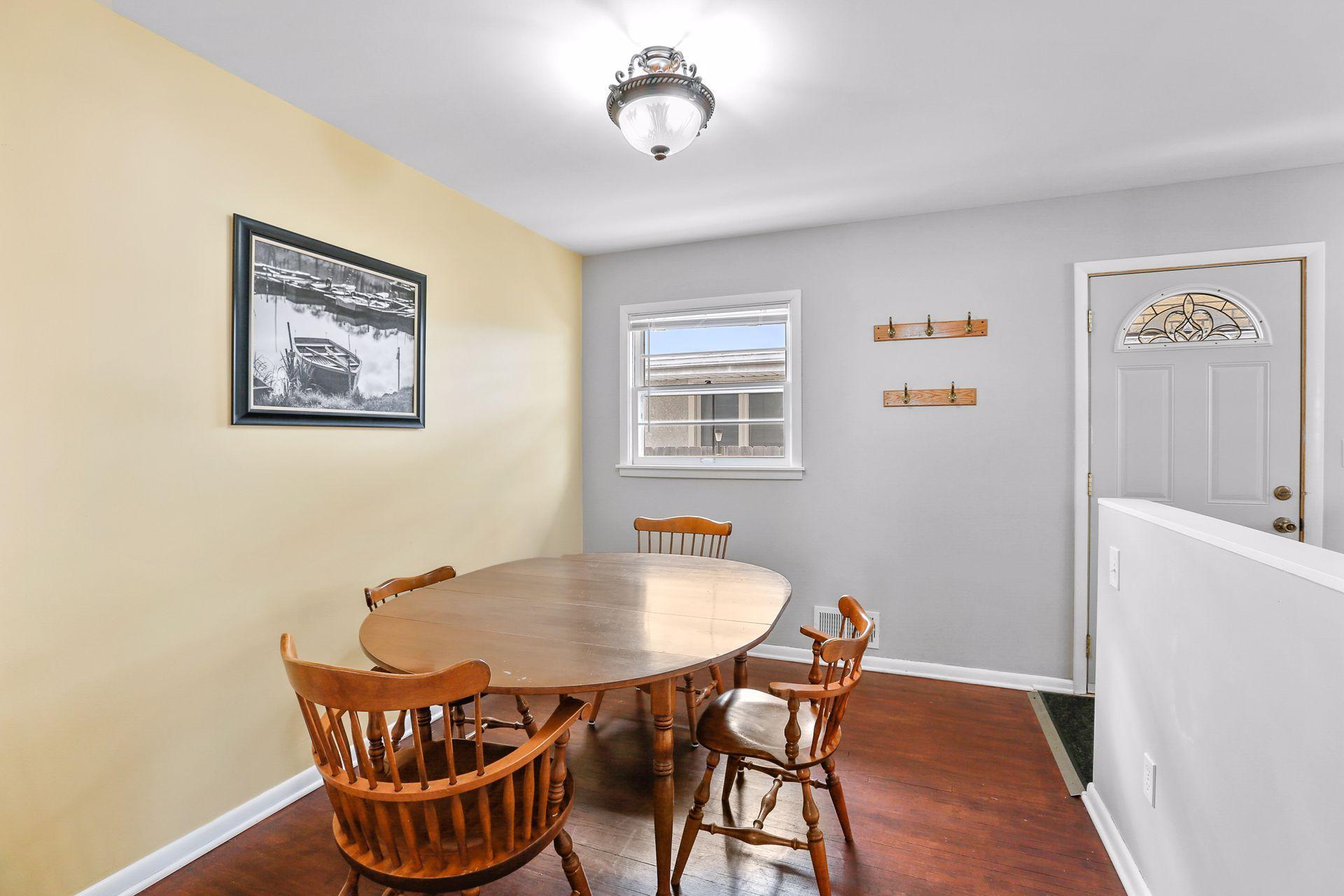 3244 Indiana Avenue N