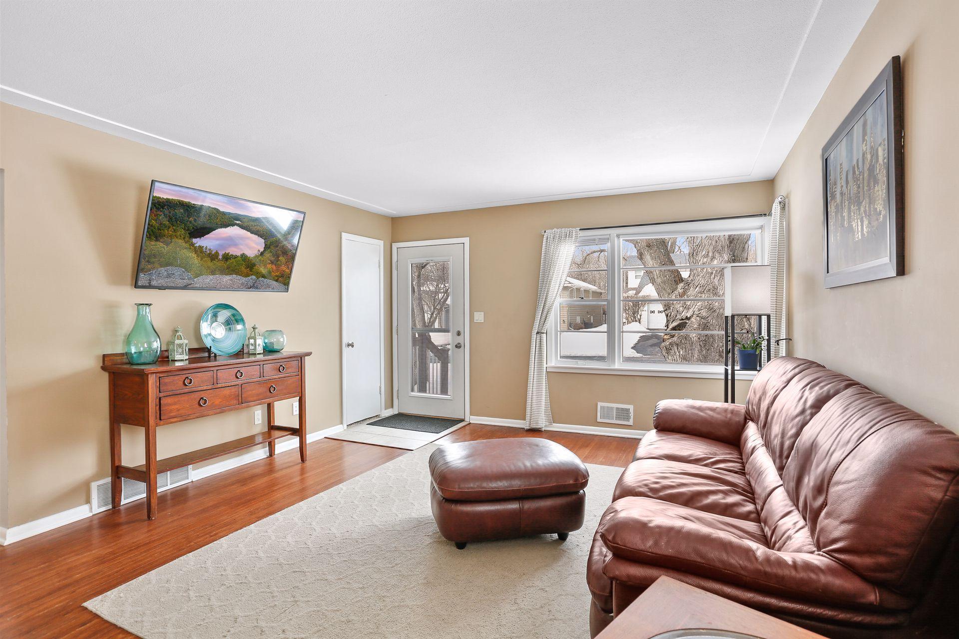 3244 Indiana Avenue N