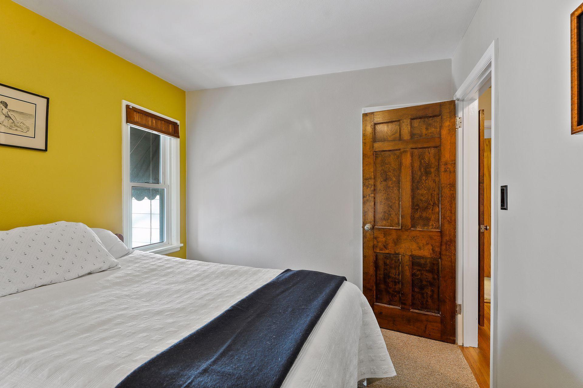 762 Montana Avenue E