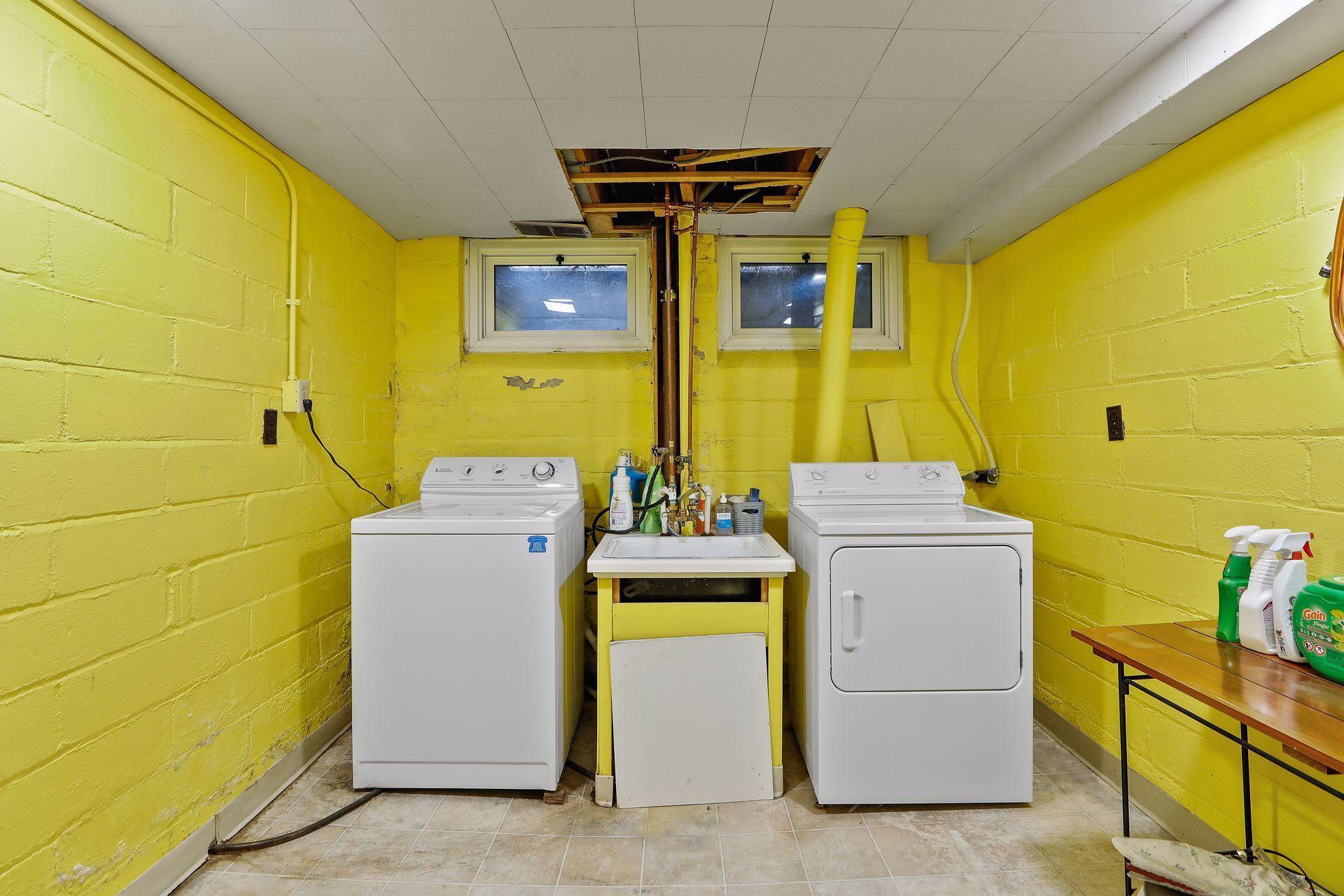 762 Montana Avenue E