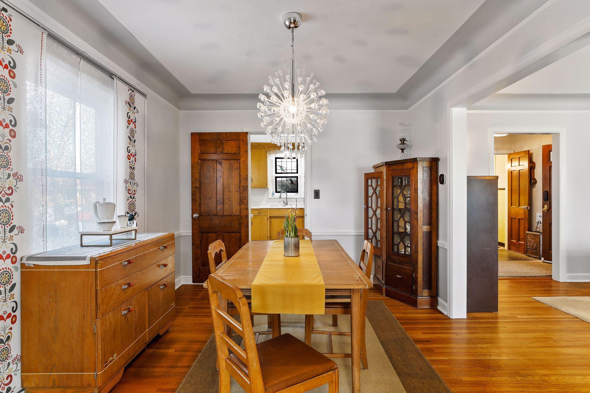 762 Montana Avenue E