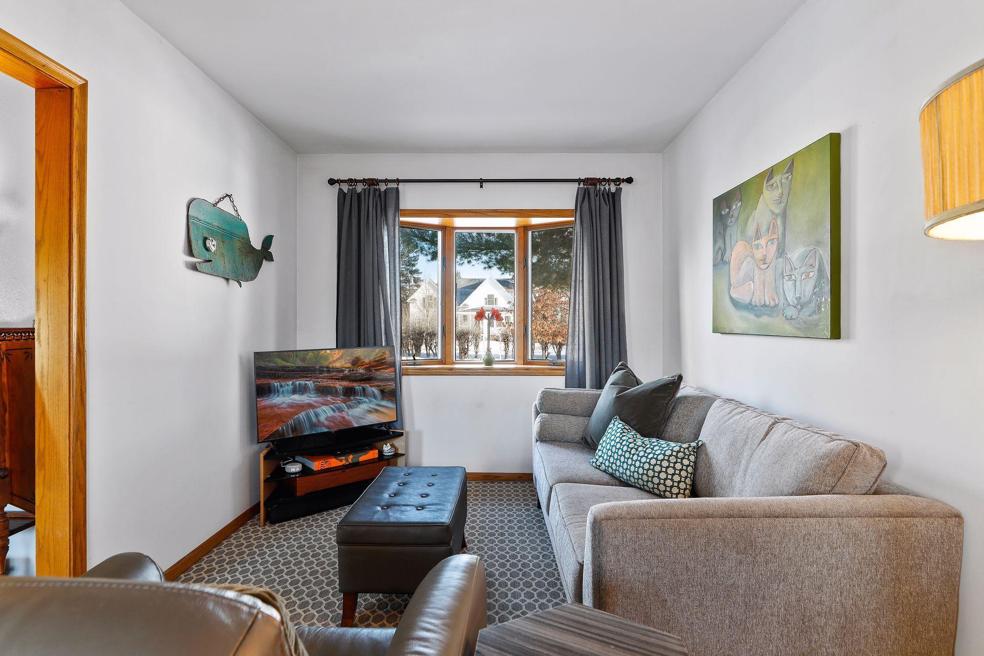 762 Montana Avenue E