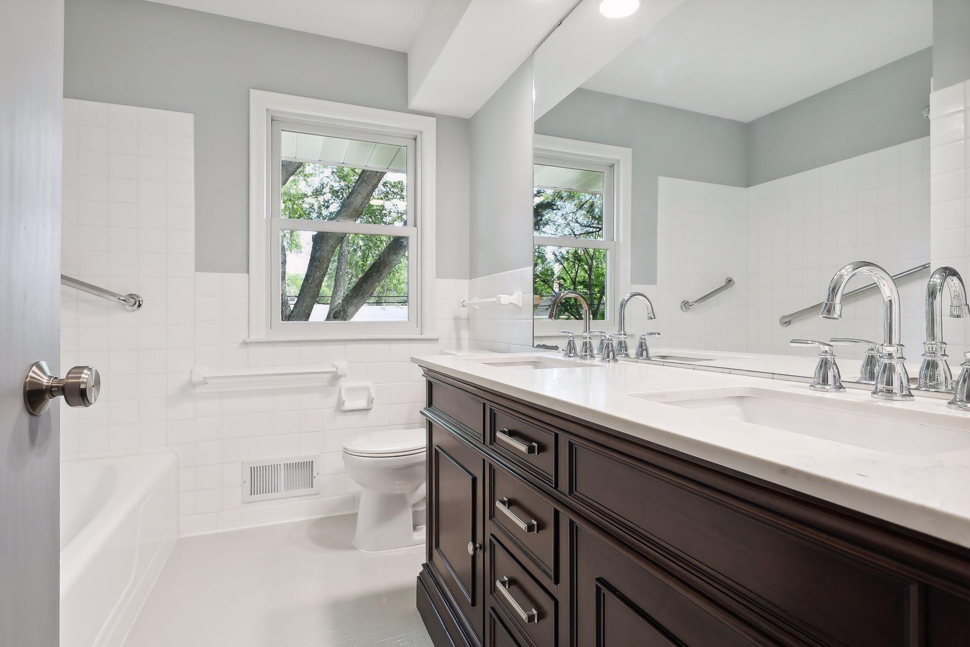 1686 Skillman Avenue W