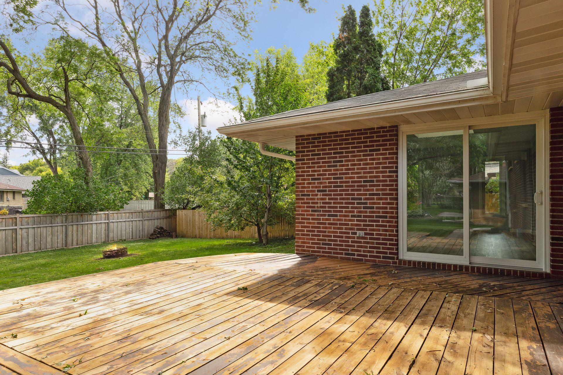 1686 Skillman Avenue W