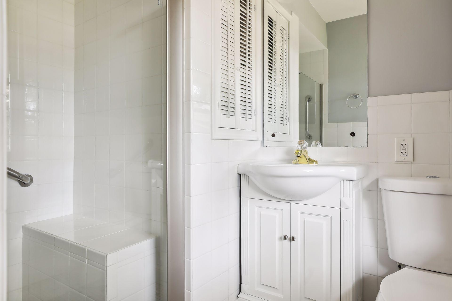 1686 Skillman Avenue W