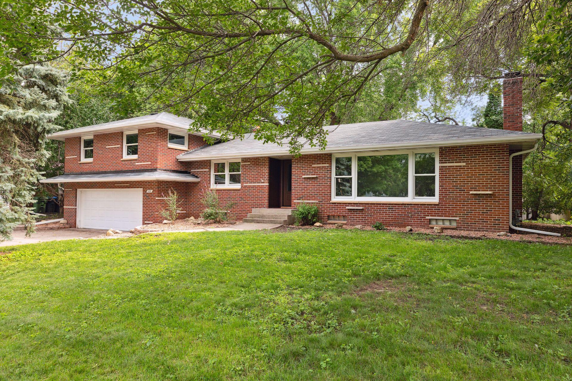 1686 Skillman Avenue W