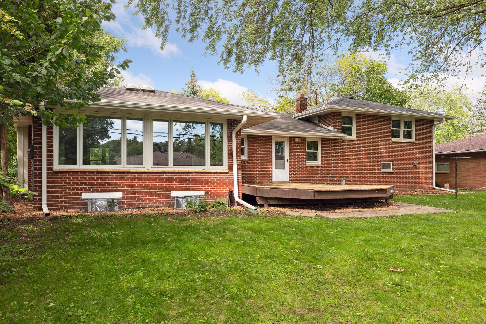 1686 Skillman Avenue W