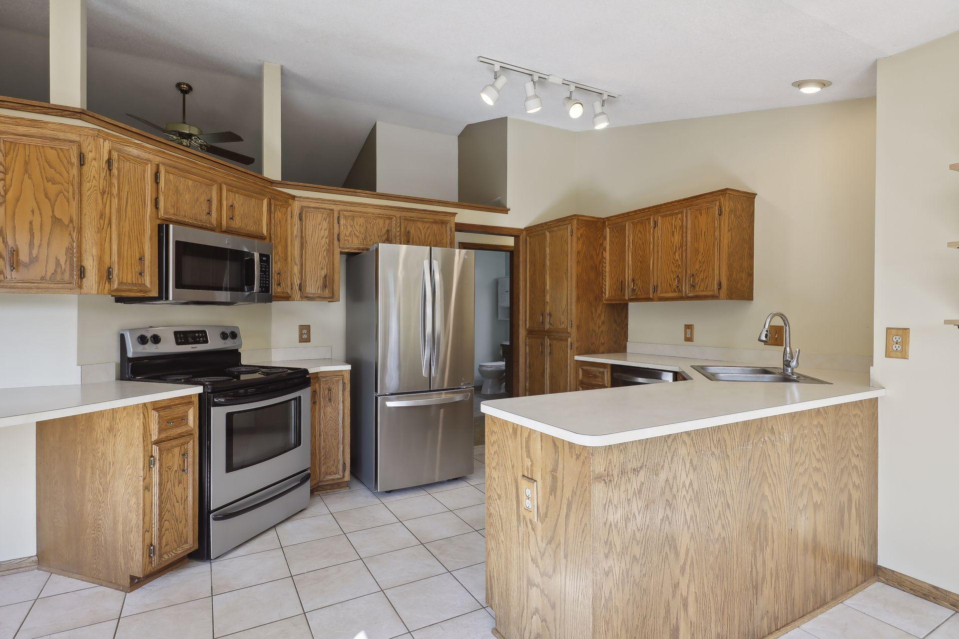 4394 Livingston Drive