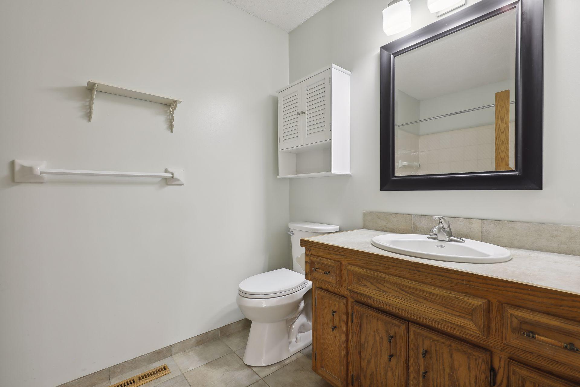 4394 Livingston Drive