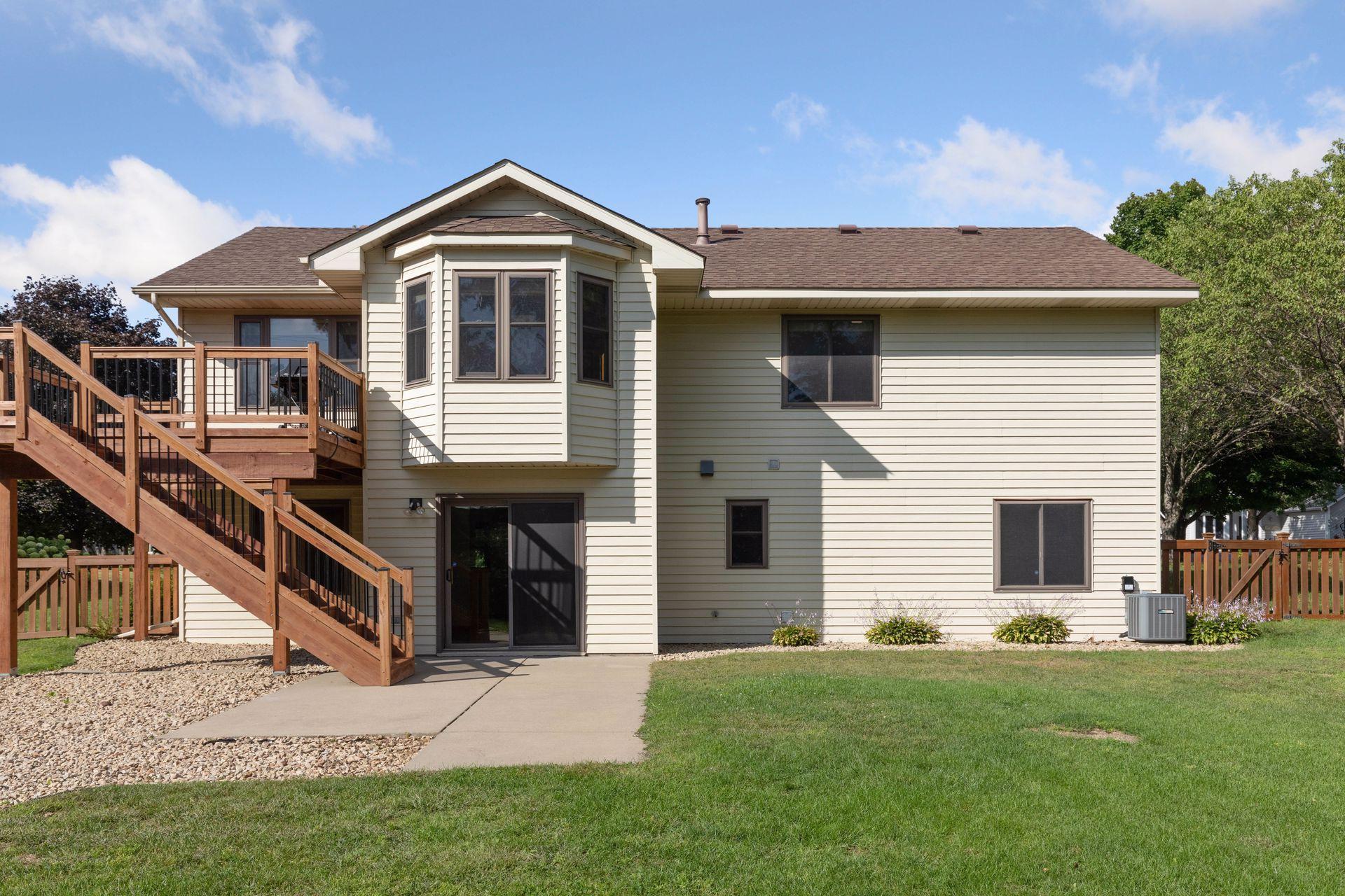 4394 Livingston Drive